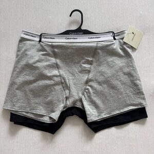 BNWT women’s Calvin Klein underwear panties 2-pack black grey boxer short medium